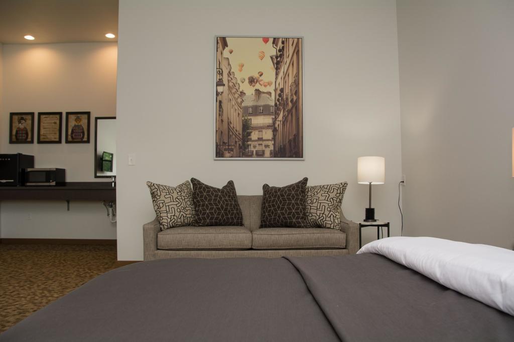 Okoboji Commons Hotel Eksteriør bilde